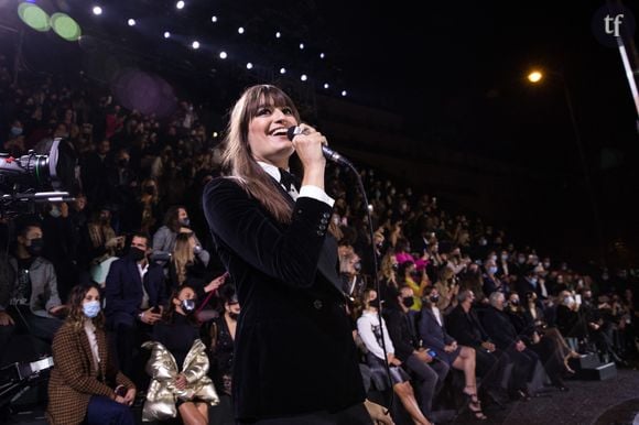 "T'es tout pour moi" : Clara Luciani dédie une magnifique chanson à son fils (et on l'écoute en boucle)