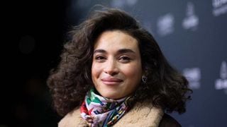 "Trop canon" : Camelia Jordana "lumineuse" en lingerie sur ces photos "intimes et politiques"