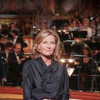 "Etre une femme seule ? Aucun problème !" : Claire Chazal célèbre le célibat au féminin, cette réponse "bien-être" au patriarcat
