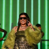 "Son corps n'est pas là pour servir votre nostalgie" : cette chanteuse des années 2000 violemment critiquée sur son poids, défendue par les internautes