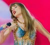 Blake Lively aurait menacée Taylor Swift de divulguer des textos d'icelle si la chanteuse ne la soutenait pas publiquement. Des conversations privées vraisemblablement accablantes pour la chanteuse la plus écoutée au monde. Autrement dit : la popstar du 21ème siècle serait victime de chantage de la part de l'actrice de Gossip Girl.