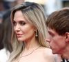 "Beauté éternelle" : Angelina Jolie, actrice et sex symbol, fête ses 50 ans, son look sidère les internautes