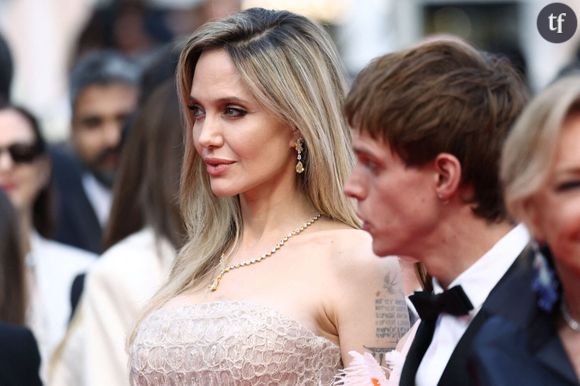 "Beauté éternelle" : Angelina Jolie, actrice et sex symbol, fête ses 50 ans, son look sidère les internautes