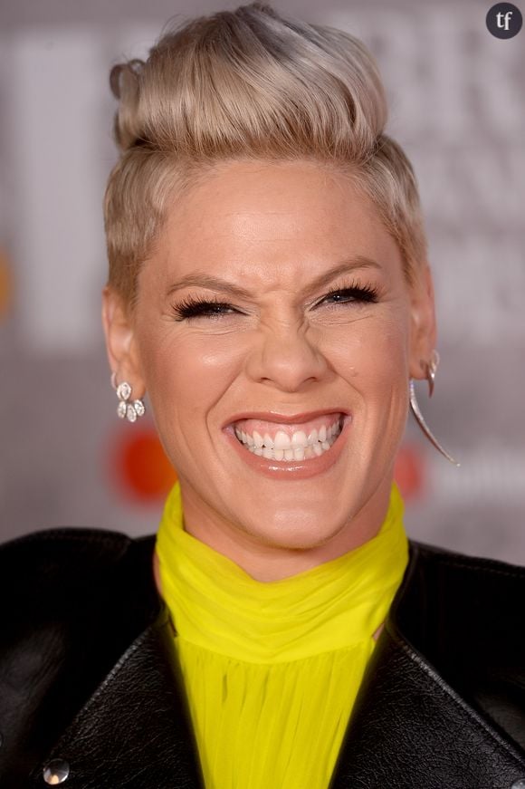 Pink, ou plutôt P!nk (les vrais savent, comme Korn avec le r à l'envers) assume avoir eu recours à la chirurgie esthétique. Mais quelle partie de son corps l'iconique chanteuse a-t-elle remodelée ?