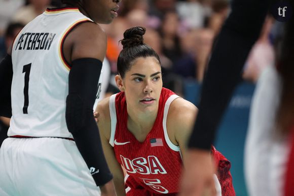 Des jets de sextoys sur des terrains de basket. C'est ce à quoi l'on peut assister ces derniers jours outre atlantique. Plus précisément, ce sont les joueuses de la WNBA, autrement dit la ligue féminine professionnelle de basketball américain, qui dénoncent ces observations accablantes. Oui, étrangement, ce sont sur les joueuses que ces jouets pour adultes sont envoyés. Pas sur les joueurs...