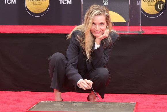 Michelle Pfeiffer était au TCL Chinese Theater à Hollywood, le 25 avril dans le cadre du TCM Classic Film Festival.