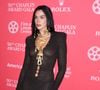 Présente sur le photo-call, la chanteuse n'a par ailleurs pas laissé ses fans indifférents. En cause ? le choix de sa tenue.
