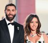"C'est sa fille", "elle fait très jeune" : Karim Benzema officialise avec sa petite-amie sur le tapis rouge de Cannes... Et le couple se fait critiquer