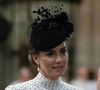 Cependant cela n'est pas sans susciter une certaine controverse... Kate Middleton clive les internautes.