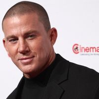 "Elle a 15 ans ?" : Channing Tatum s'affiche avec sa nouvelle petite-amie, et leur écart d'âge choque les internautes