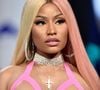 Nicki Minaj réussit l'exploit d'être une femme insultée par les misogynes et qui en réponse, insulte les personnes trans. Lesquelles n'ont rien demandé dans l'affaire. Preuve supplémentaire de son acharnement, son soutien à Donald Trump, détaillé par nos confrères du Parisien, qui relatent les faits. Paradoxal pour une "féministe".