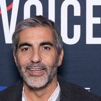 "Scandale" : le producteur d’Ary Abittan porte plainte contre les féministes pour "entrave à la liberté d'expression", les internautes indignés