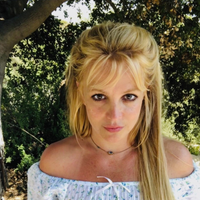 Selfies nue sur Instagram, contenu trash, performances bizarres : Britney Spears inquiète ses fans, préoccupés par sa santé mentale
