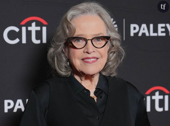 “Je regrette” : Kathy Bates, actrice de Titanic et d’American Horror Story, explique pourquoi elle a caché son cancer des ovaires