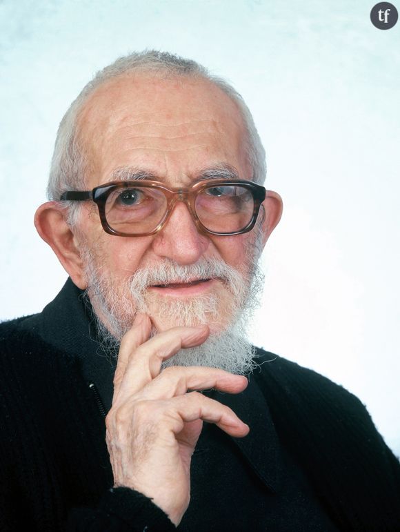 "C'est terrible, je pense aux victimes, il y a vingt-cinq témoignages et c'est épouvantable. Forcément, on ressent une grande trahison, une grande tristesse", avait également confié le comédien au sein de l'émission Beau Geste.