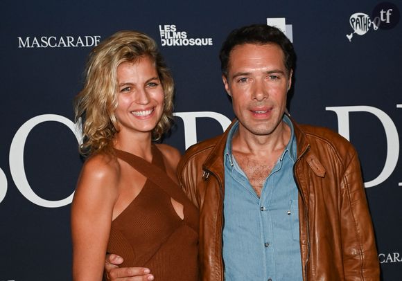 "Il a été condamné et cherche encore un moyen de se faire du pognon là-dessus ?", "Vous le mettez en Une quelques mois après son jugement, sérieusement ?", "C'est hallucinant", "Tous ces posts pour le mettre en avant, vous n'avez pas honte ?", commentent de nombreux internautes sous les publications du Point dédiées à cette interview fleuve.