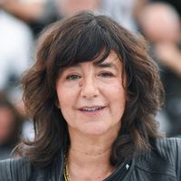 "Je ne l'ai pas reconnue", "On dirait une mémère" : les internautes s'en prennent au physique de cette actrice française, victime d'âgisme