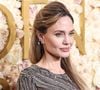 Angelina Jolie fait son grand retour à l'écran dans Maria, le rôle d'une vie. Honteusement boudée par les Oscars, elle souffre aussi des remarques d'internautes impitoyables... Envers sa coiffure. Si si.