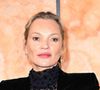 "C'est le régime drogue", "pas de bikini après 50 ans" : Kate Moss trop maigre et trop vieille ? Les haters s'en prennent à elle