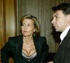 Claire Chazal poursuit sa vie solo au-delà des caméras, et parvient à s'épanouir. La star de télévision pense que l'on a trop vite érigé le célibat des femmes en impensé...