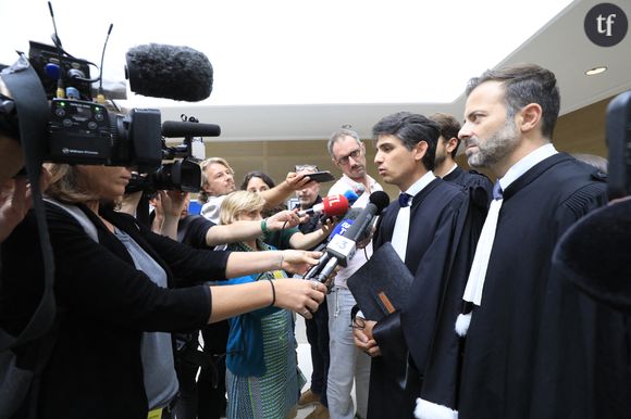 Le "procès des viols de Mazan" ne cesse de faire réagir. En son centre, Dominique Pelicot, accusé d’avoir drogué son épouse Gisèle afin de la violer et la faire violer par des dizaines d’inconnus, alors que la victime était sous soumission chimique. Pour les militantes féministes, Gisèle Pelicot est un symbole des violences patriarcales. Et il faut la soutenir, dans la rue.