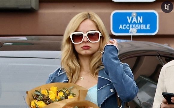 Addison Rae a donné un concert intime pour Spotify dans la boîte de nuit The Box, à New York jeudi 5 juin. La chanteuse a interprété les nouveaux morceaux de son album Addison en soutien-gorge et culotte couleur chair. Il s'agit de son premier album studio tant attendu, comprenant les signes à succès Diet Pepsi et Aquamarine. Interviewée par Variety le 30 mai, la star des réseaux sociaux de 24 ans avait confié s'inspirer principalement de sa carrière de danseuse et de sa propre expression pour cet album : "Je suis une personne très sensuelle et sexuelle. Je suis très intime avec moi-même et mon corps, et tout reflète cela. Tout est très personnel."