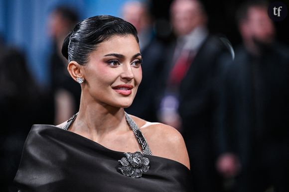 En vacances sur l'archipel Turques-et-Caïques, Kylie Jenner a dévoilé sa silhouette dans différents bikinis minimalistes. La star a enflammé Instagram, mais est à nouveau victime de bodyshaming.