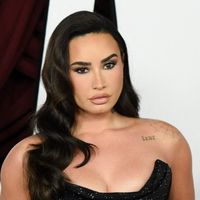 "Belle perte de poids", "Je ne l'ai presque pas reconnue" : cette célèbre chanteuse dévoile sa nouvelle silhouette en bikini et ses fans applaudissent