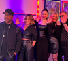 S Club sur scène, entre nostalgie et critique