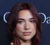 "Mes cheveux colorés en blond ? Ils étaient parfaits quand on me coiffait, mais c’était terrible quand je devais m’en occuper moi-même", témoigne aujourd'hui Dua Lipa.