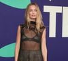 Margot Robbie se dévoile en naked dress : entre élégance et audace ?