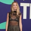 Margot Robbie se dévoile en naked dress : entre élégance et audace ?