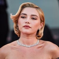 Florence Pugh a fait congeler ses ovocytes à 27 ans : elle témoigne