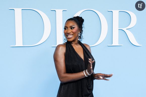 “Juste pour le buzz”, “la honte” : Aya Nakamura, Shay, Polska… Les looks dénudés font polémique à la cérémonie des Flammes