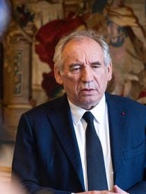 "Même tes enfants tu les as abandonnés" : Au coeur de l'affaire Bétharram, François Bayrou réagit au témoignage de sa fille et se fait épingler