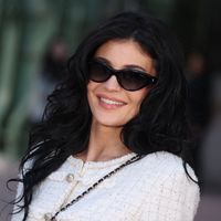 "J'espère que ça vous aide" : à la demande de ses fans, Kylie Jenner révèle les détails de ses implants mammaires