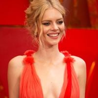 "Sex symbol absolu" : cette actrice iconique de Scream pose en bikini sur ces photos de "diva sulfureuse et badass"
