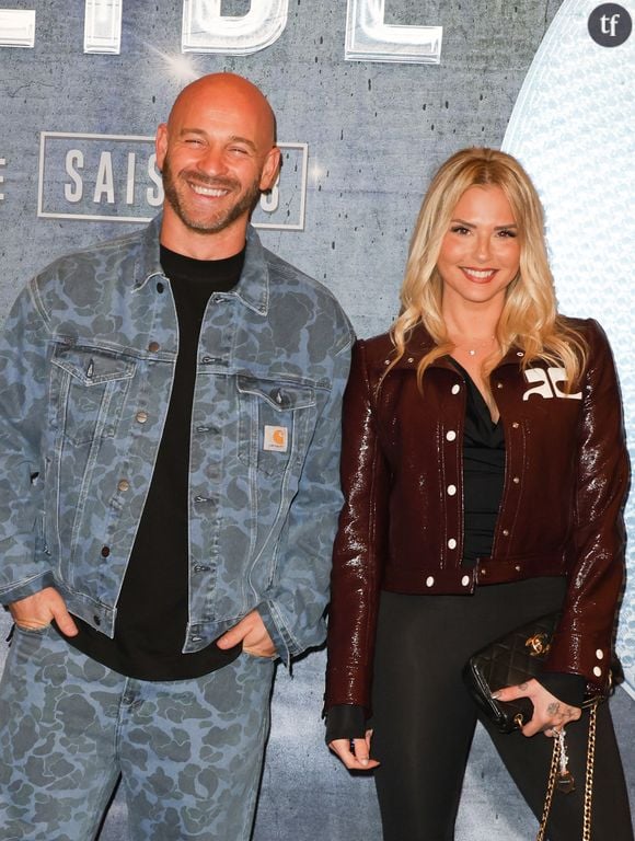 Les internautes dénoncent cette mise en avant à l'aune de la justice. Et fustigent : "On est obligé de soutenir un agresseur sexuel ?".