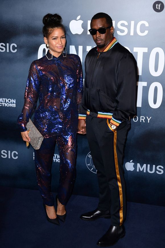 Après avoir félicité sa cliente pour son "courage d'avoir déposé sa plainte civile en novembre 2023"...