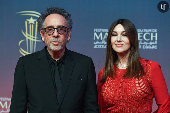 "Plus belle femme au monde", "une légende" : à 60 ans, Monica Bellucci pose en maillot de bain et régale Internet