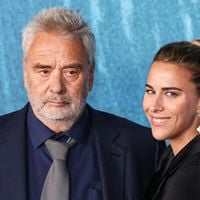 "C'est sa fille ?", "elle l'aime pour son portefeuille" : plus de 30 ans de différence, et de gros scandales, ce couple de célébrités fait polémique