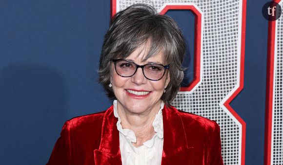 "J’ai dû coucher pour avoir un rôle" : agressions sexuelles, abus à Hollywood… Sally Field révèle ses plus sombres secrets