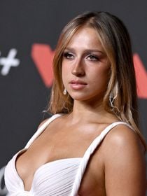 "Spectaculaire" : cette popstar phénoménale pose en culotte sur ces photos "très Playmate" afin de célébrer sa sensualité et son corps