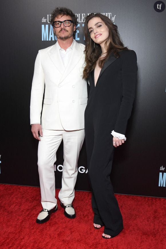 Luz, égérie fashion, artiste, et pas seulement "soeur de", revendique une visibilité qui n'est pas simplement important aux yeux des journalistes. Elle l'est également pour toute une communauté...