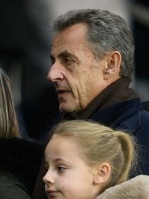 "Nabilla en moins bien" : la fille de 13 ans de Nicolas Sarkozy et Carla Bruni rend fous les internautes