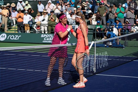 C'est une déclaration qui fait intensément réagir sur les réseaux sociaux et au sein de la scène sportive ces dernières heures. Alors que la compétition internationale de Roland Garros vient captiver comme chaque année des millions de téléspectateurs et d'aficionados du tennis, certains mots font l'effet d'un revers fracassant. Et dévoilent les coulisses - sexistes - du spectacle. A savoir ? Le coup de gueule de la joueuse tunisienne Ons Jabeur.