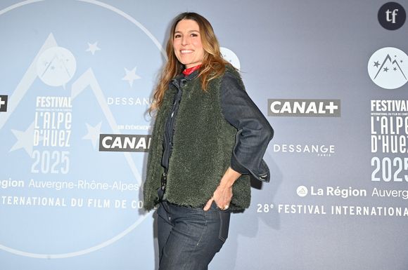 "J'ai charbonné pendant dix ans, à la fois pour mes proches et pour le couple que j'ai un temps formé. J'ai l'impression d'avoir beaucoup donné aux autres", affirme-t-elle.