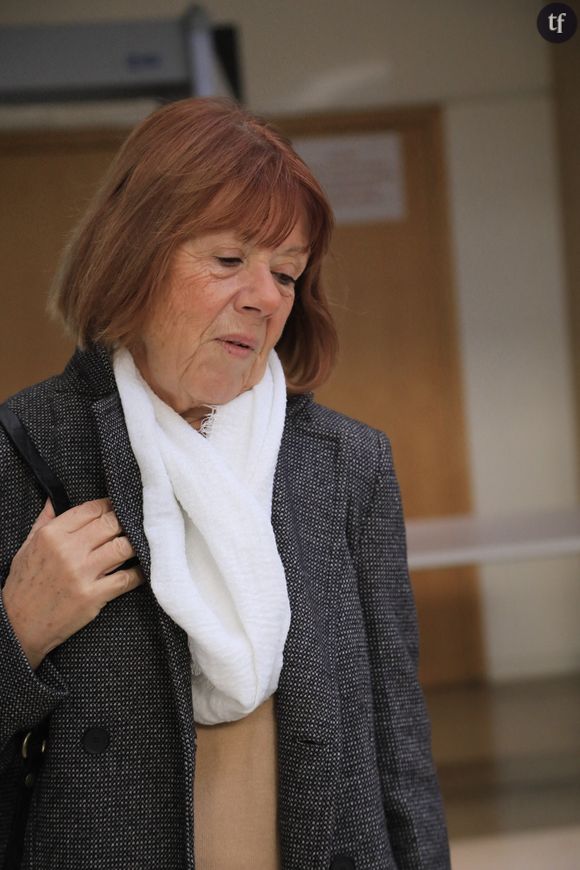 C’est en tout cas ce que raconte la principale concernée devant les caméras de TMC : “Il y a une chanson que j’écoute souvent avec Jean-Loup quand on est en voiture. Lui aussi, il a eu des épreuves difficiles dans sa vie. On était deux âmes cabossées quand on s’est rencontrés. Et on n’aurait pas pensé une seule seconde qu’on pourrait tomber amoureux. Ni même en avoir envie. Mais voilà, le parcours a changé nos trajectoires, et cela a changé nos vies aujourd’hui”