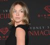 Et bien, Brandon Sklenar, que l'on a également pu remarquer dans la série 1923 et Midsay, est le partenaire de Sydney Sweeney dans le projet cité plus haut : La femme de ménage. Les photos des deux interprètes en pleines chamailleries et autres selfies amicaux, sourires bien en évidence, ont déjà pu susciter certaines rumeurs chez les internautes, et les journalistes.