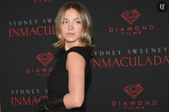 Et bien, Brandon Sklenar, que l'on a également pu remarquer dans la série 1923 et Midsay, est le partenaire de Sydney Sweeney dans le projet cité plus haut : La femme de ménage. Les photos des deux interprètes en pleines chamailleries et autres selfies amicaux, sourires bien en évidence, ont déjà pu susciter certaines rumeurs chez les internautes, et les journalistes.